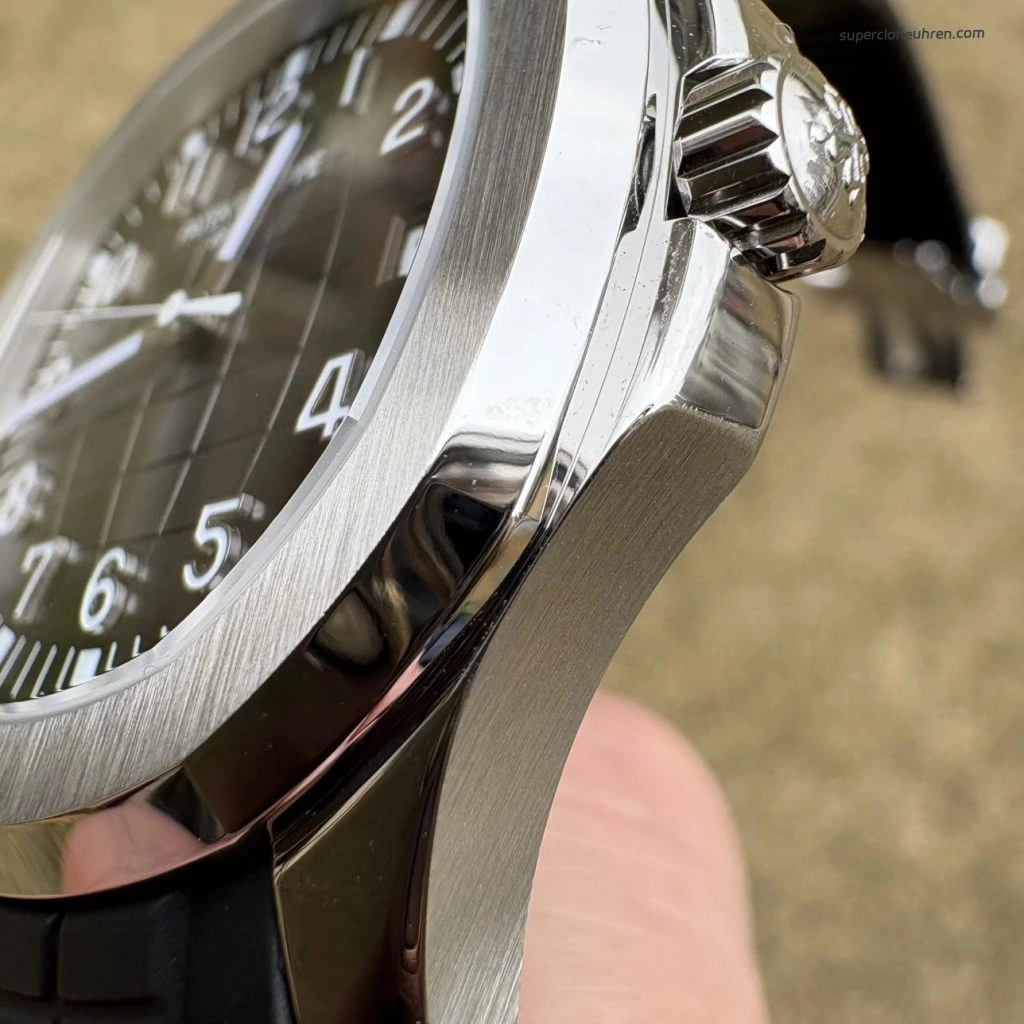 Premium Replica Uhr Patek Philippe Aquanaut 5167A-001 Ultraduenn 40mm
