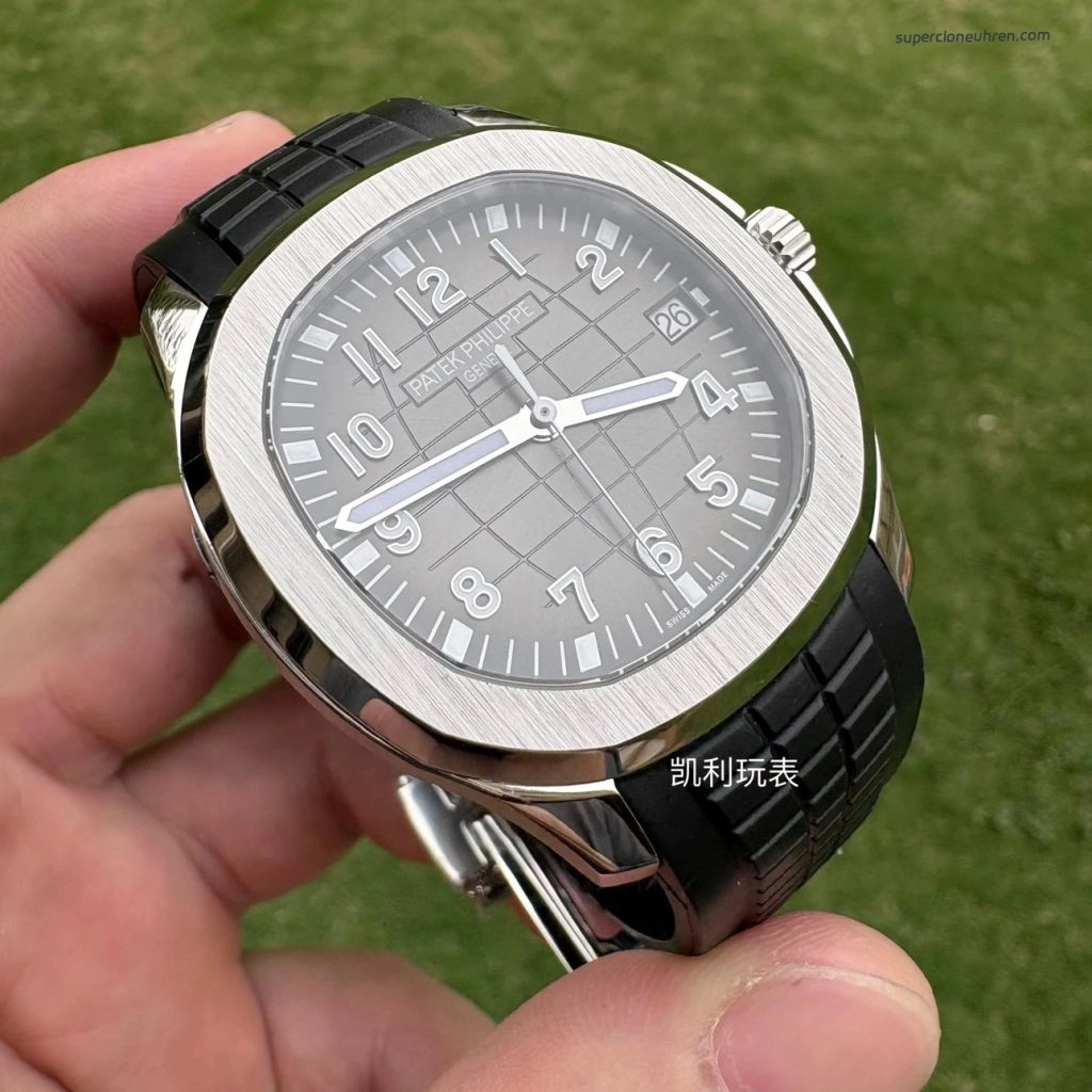 Premium Replica Uhr Patek Philippe Aquanaut 5167A-001 Ultraduenn 40mm