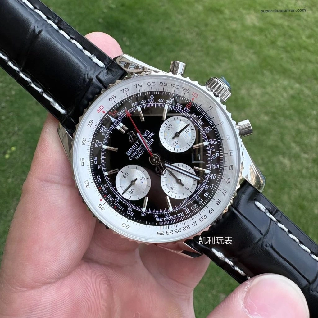 Premium Replica Uhr Breitling Navitimer B01 AB0121211B1X1 schwarzes Zifferblatt mit Lederband 43mm