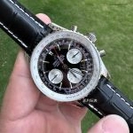 Premium Replica Uhr Breitling Navitimer B01 AB0121211B1X1 schwarzes Zifferblatt mit Lederband 43mm