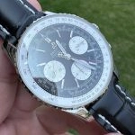 Premium Replica Uhr Breitling Navitimer B01 AB0121211B1X1 schwarzes Zifferblatt mit Lederband 43mm