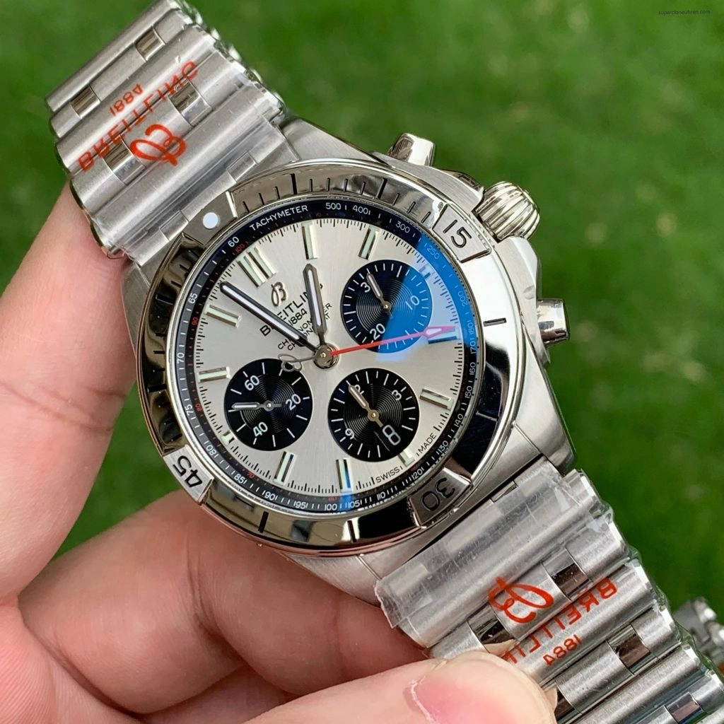 Super Clone Breitling Chronomat AB0134101G1A1 Panda-Zifferblatt mit Edelstahlarmband 42mm
