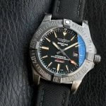 Premium Replica Uhr Breitling Avenger V17310101B1W1 Schwarz mit Textil-Kautschukband 44 mm