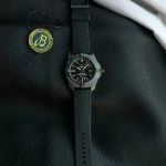 Premium Replica Uhr Breitling Avenger V17310101B1W1 Schwarz mit Textil-Kautschukband 44 mm