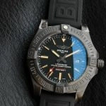 Premium Replica Uhr Breitling Avenger V17310101B1W1 Schwarz mit Textil-Kautschukband 44 mm