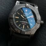 Premium Replica Uhr Breitling Avenger V17310101B1W1 Schwarz mit Textil-Kautschukband 44 mm