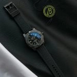 Premium Replica Uhr Breitling Avenger V17310101B1W1 Schwarz mit Textil-Kautschukband 44 mm