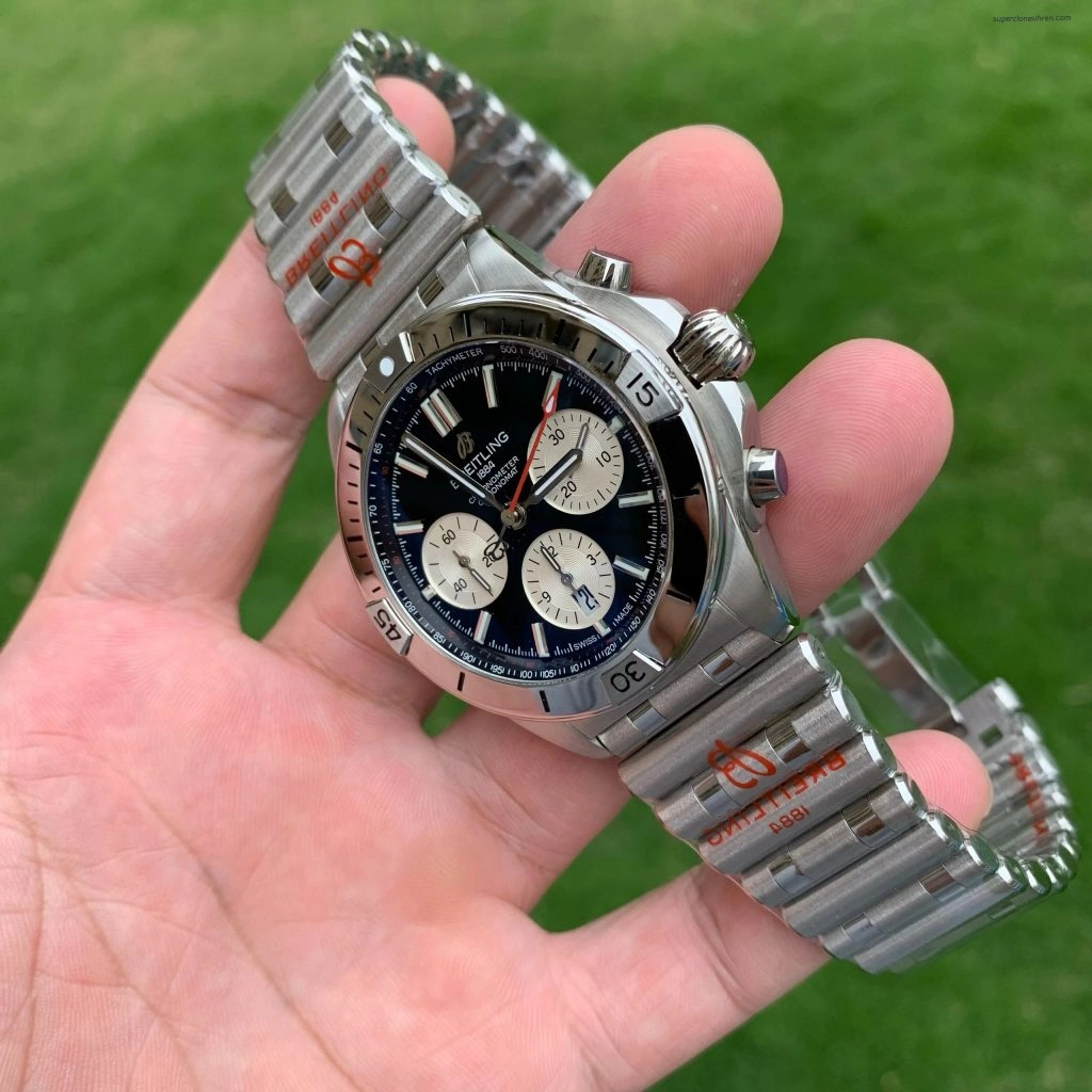Super Clone Breitling Chronomat AB0134101B1A1 Panda-Zifferblatt Edelstahl 42mm