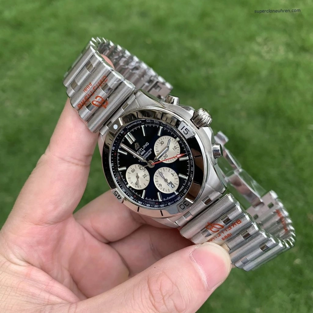 Super Clone Breitling Chronomat AB0134101B1A1 Panda-Zifferblatt Edelstahl 42mm