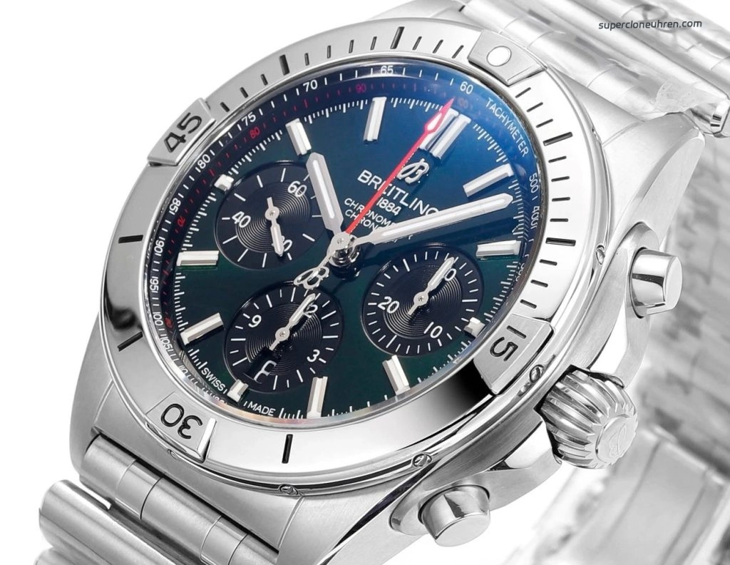 Premium Replica Uhr Breitling Chronomat AB01343A1L1A1 Bentley Edition mit grünem Zifferblatt und Rouleaux-Armband 42 mm