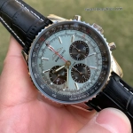 Premium Replica Uhr Breitling Navitimer 1 AB0138241C1P1 eisblaues Zifferblatt 43mm