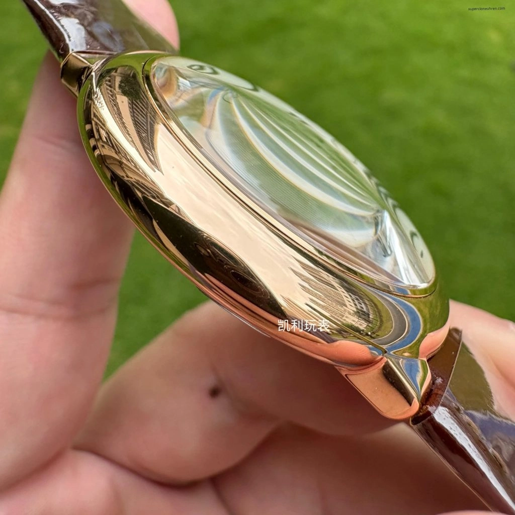 Premium Replica Uhr Cartier Ballon Bleu WGBB0017 Roségold mit blauen Zeigern 42mm