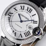 Premium Replica Uhr Cartier Ballon Bleu WE900951 aus Edelstahl mit Diamantbesatz 42mm