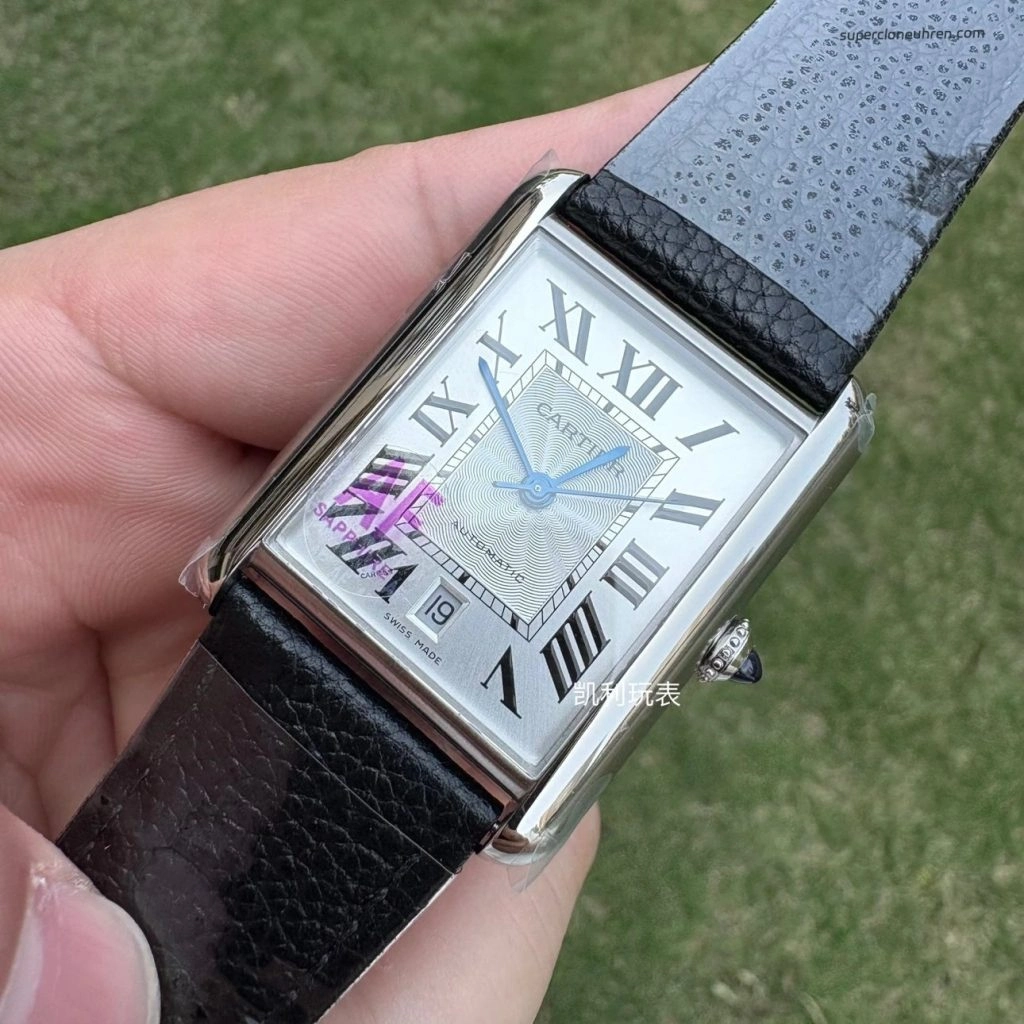 Premium Replica Uhr Cartier Tank Must WSTA0040 Lederarmband mit blauen Zeigern 41x31mm