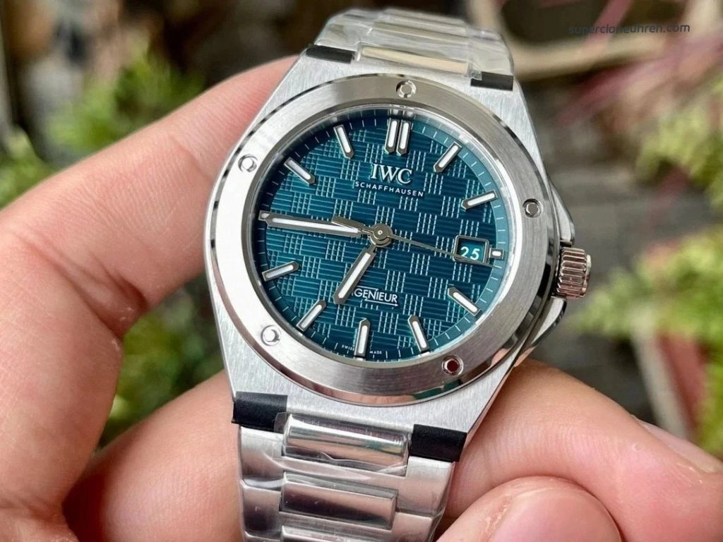 Premium Replica Uhr IWC Ingenieur IW328903 mit grünem Zifferblatt 40 mm