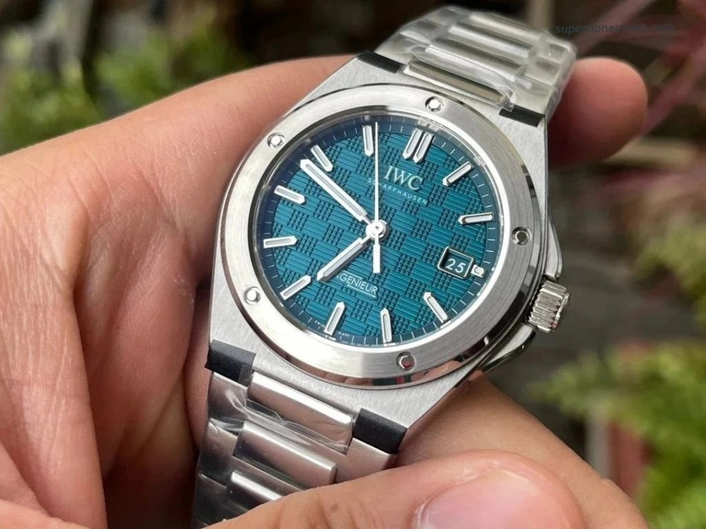 Premium Replica Uhr IWC Ingenieur IW328903 mit grünem Zifferblatt 40 mm