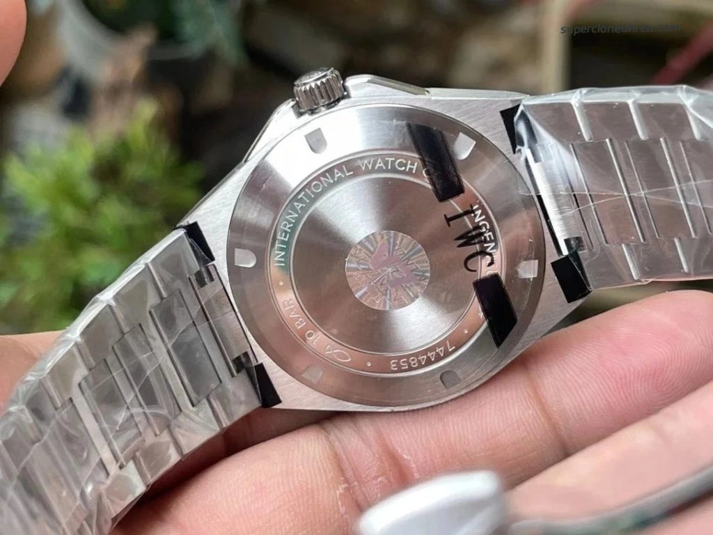 Premium Replica Uhr IWC Ingenieur IW328903 mit grünem Zifferblatt 40 mm