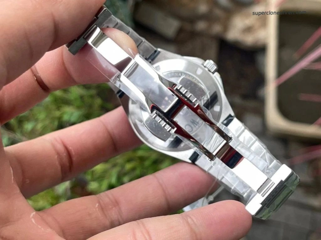 Premium Replica Uhr IWC Ingenieur IW328903 mit grünem Zifferblatt 40 mm