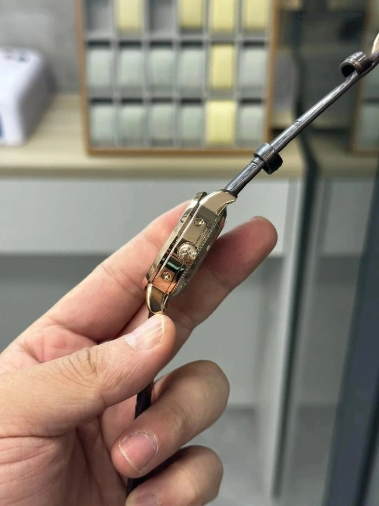 1:1 Super Clone Uhr Vacheron Constantin Traditionnelle 4010T-000R-B344 Roségold Mondphase 41mm