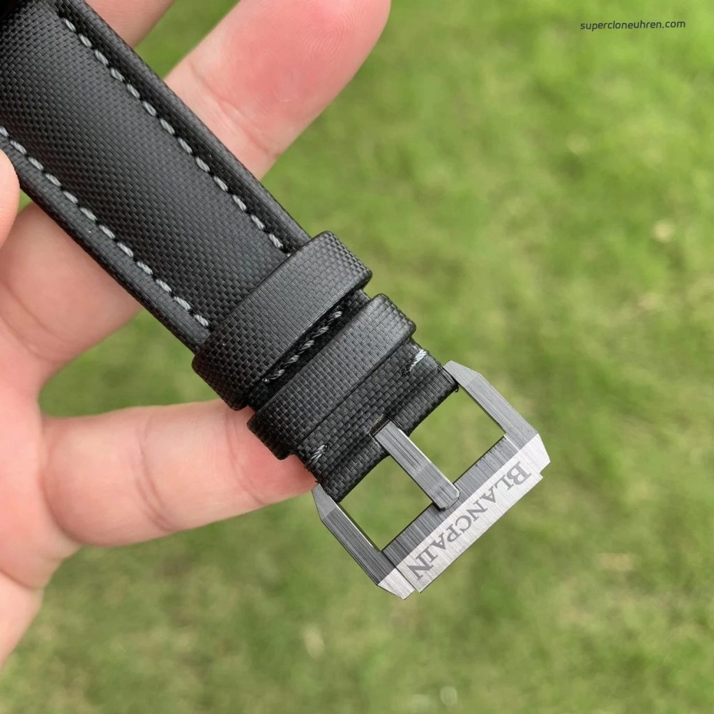 Premium Replica Uhr Blancpain Fifty Fathoms 5000-0130-B52A Schwarzes Keramikgehäuse 43,6 mm