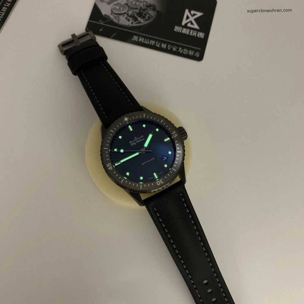 Premium Replica Uhr Blancpain Fifty Fathoms 5000-0130-B52A Schwarzes Keramikgehäuse 43,6 mm