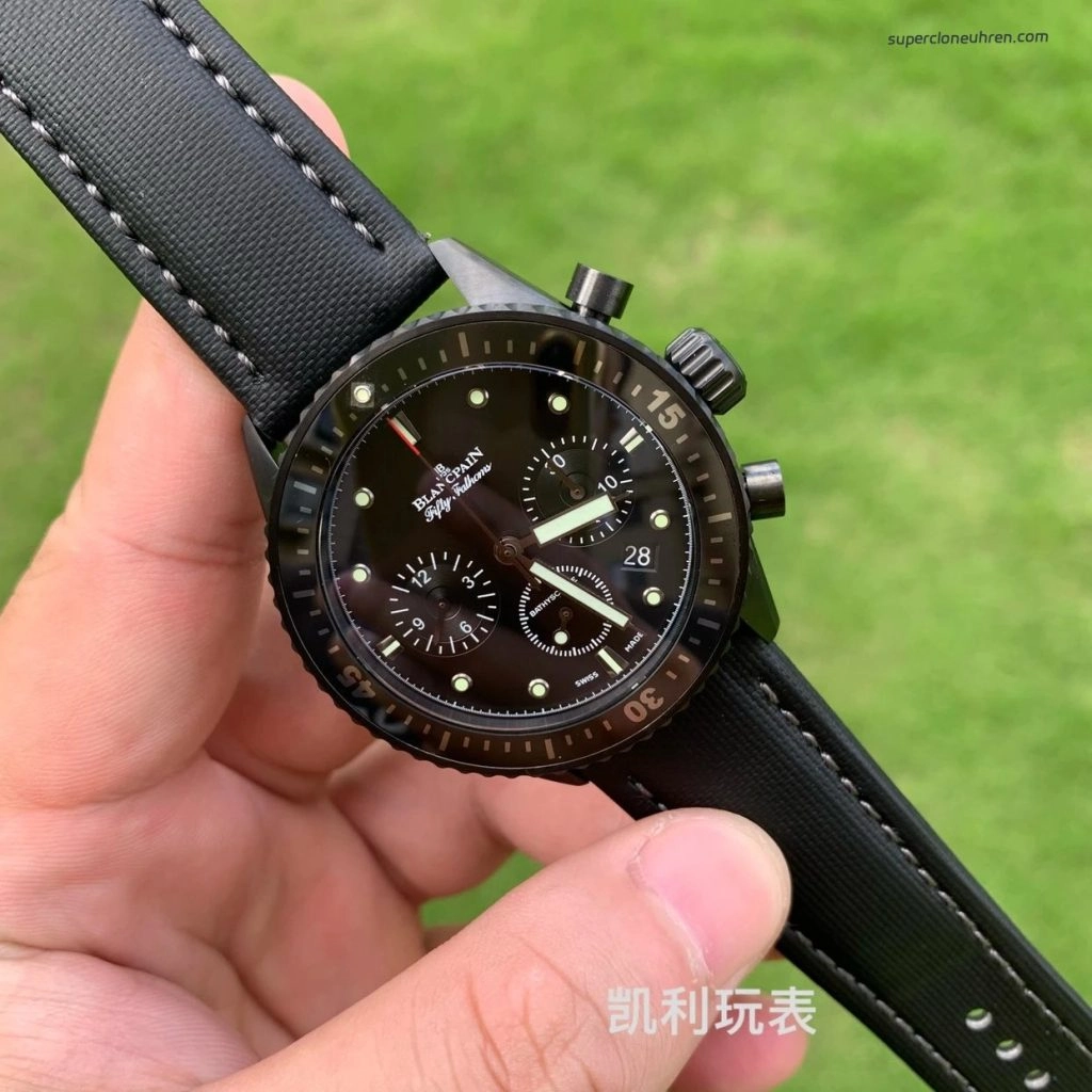 Super Clone Blancpain Fifty Fathoms 5200-0130-B52A schwarzes Zifferblatt 43,6mm