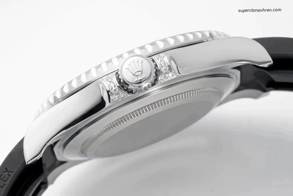 Premium Replica Uhr Rolex Yacht-Master M226679TBR mit Rainbow-Lünette und Diamantbesatz 42mm