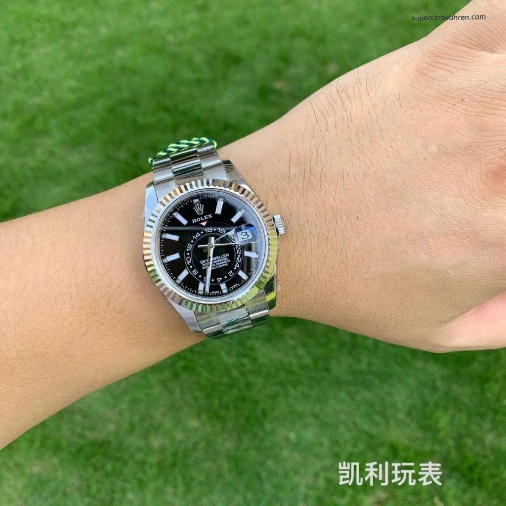 Premium Replica Uhr Rolex Sky-Dweller m336934-0007 Edelstahl mit Oyster-Band 42mm