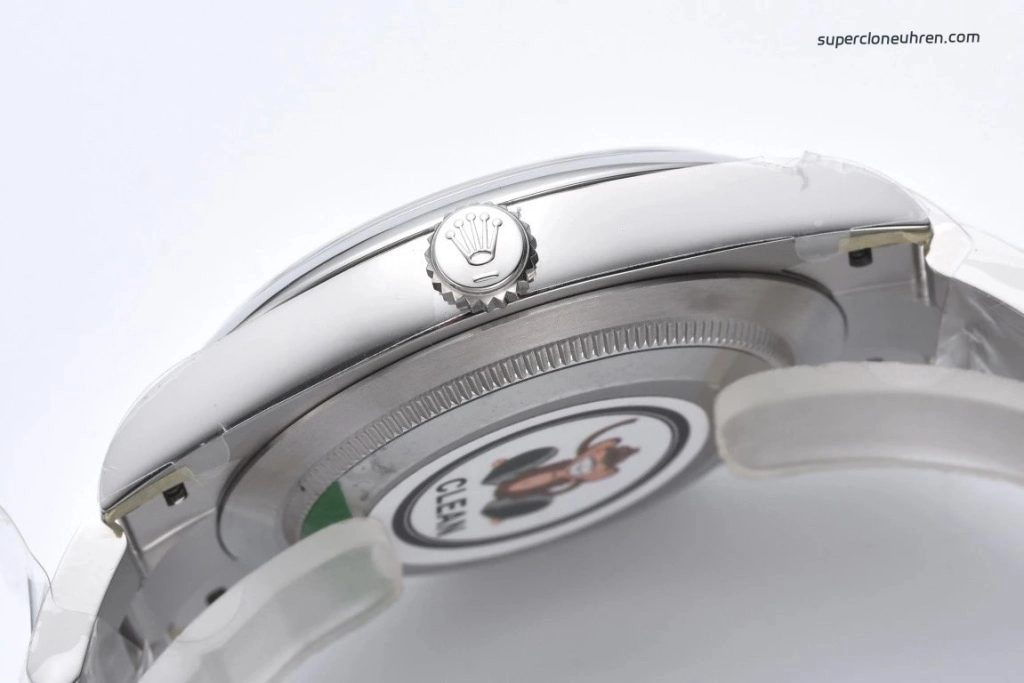 Super Clone Rolex Oyster Perpetual 124300 mit goldfarbenen Zeigern 41mm