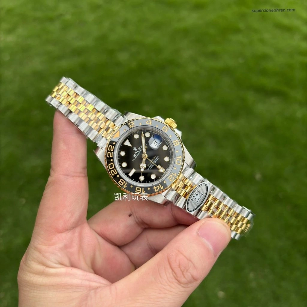 Premium Replica Uhr Rolex GMT-Master II 126713 Bicolor Oysterstahl 40mm