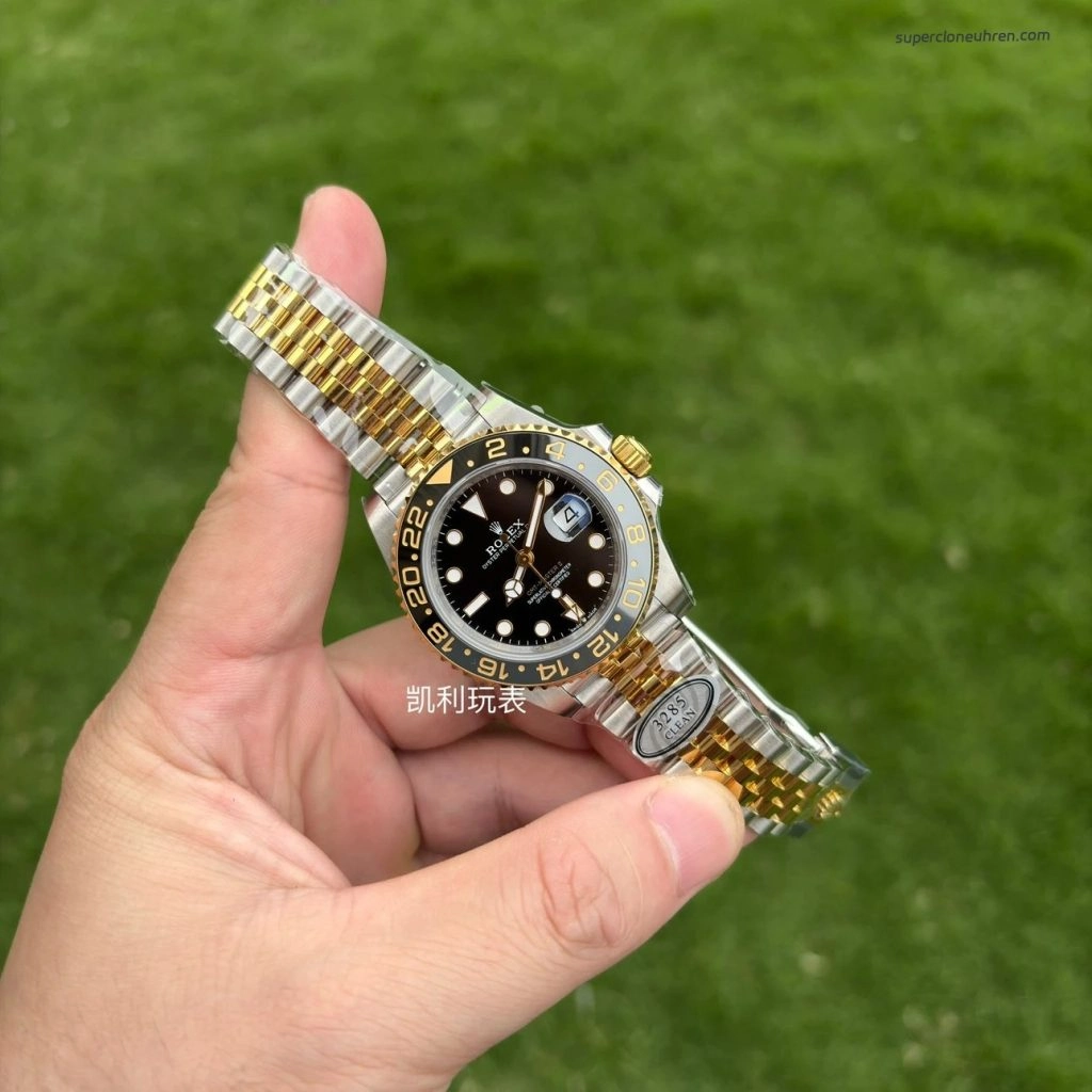Premium Replica Uhr Rolex GMT-Master II 126713 Bicolor Oysterstahl 40mm