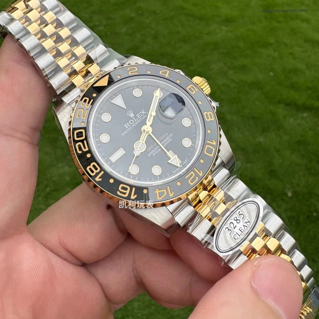 Premium Replica Uhr Rolex GMT-Master II 126713 Bicolor Oysterstahl 40mm