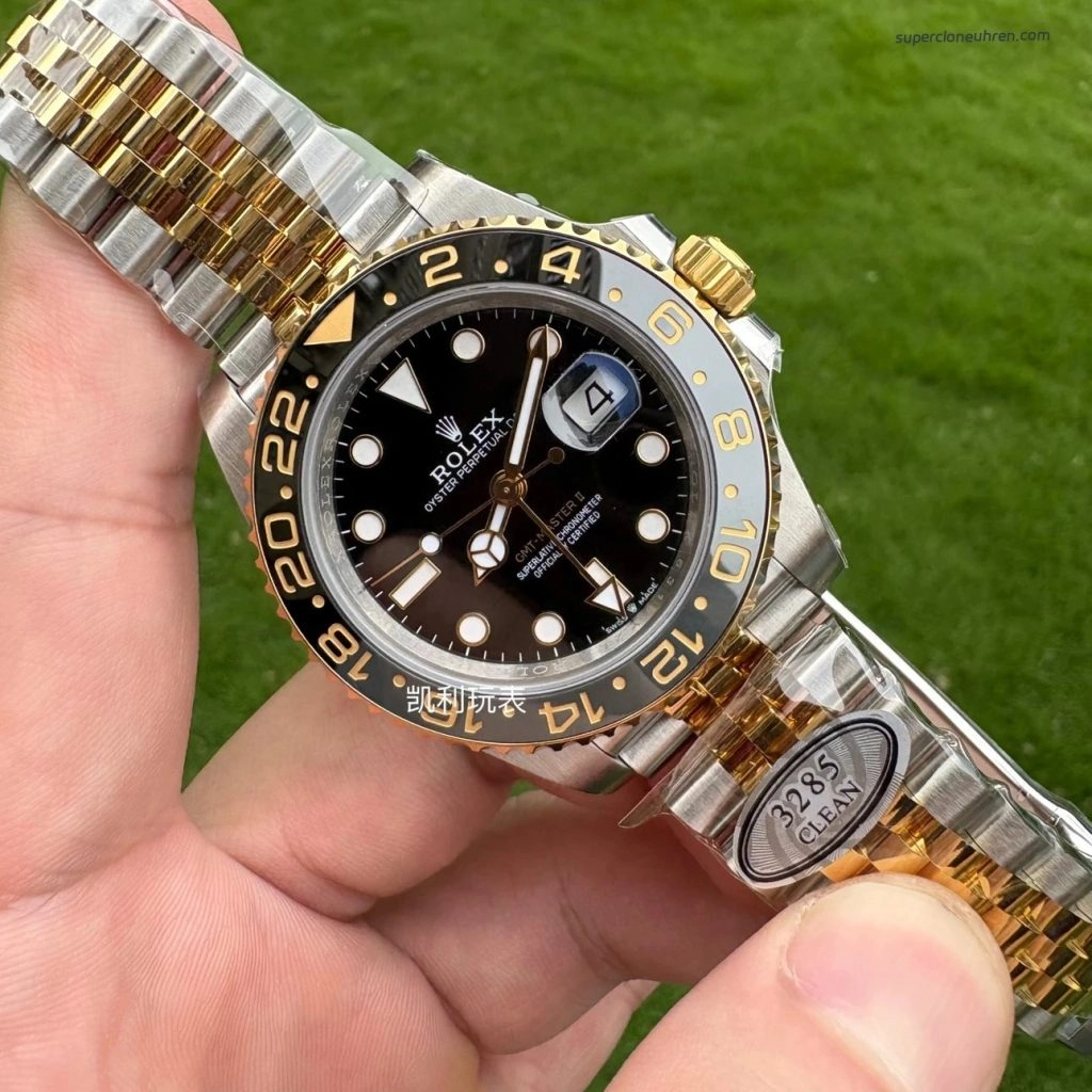 Premium Replica Uhr Rolex GMT-Master II 126713 Bicolor Oysterstahl 40mm