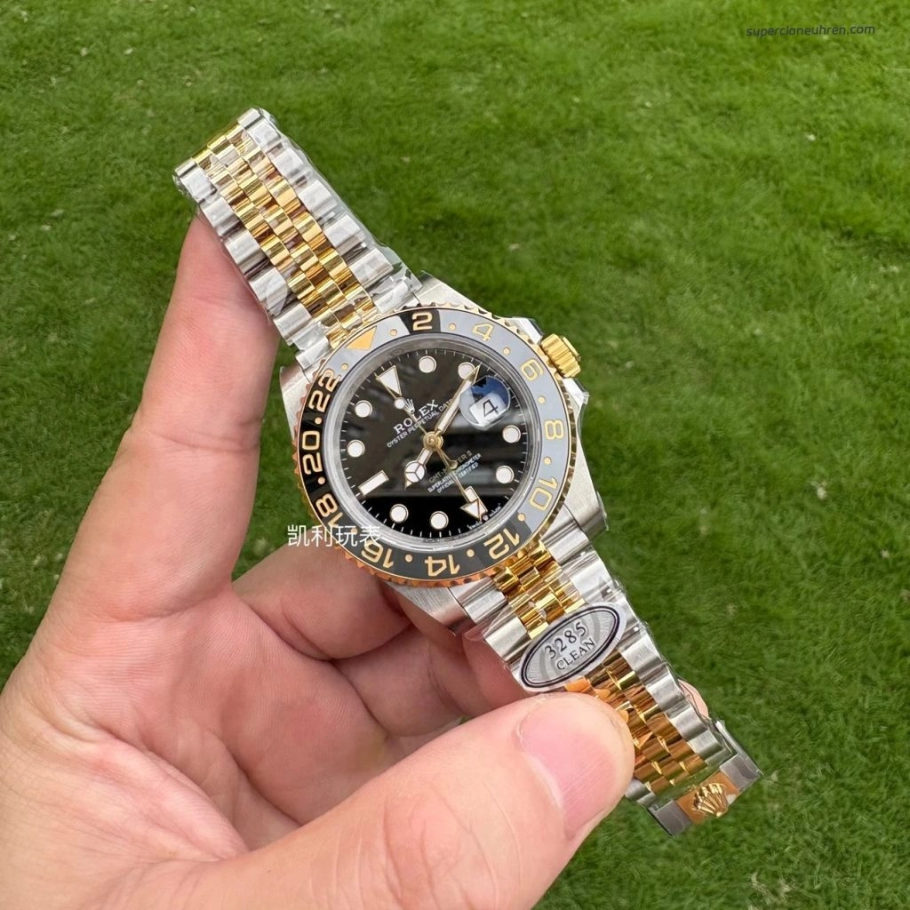 Premium Replica Uhr Rolex GMT-Master II 126713 Bicolor Oysterstahl 40mm