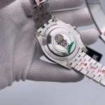 Super Clone Rolex GMT-Master II m126720vtnr-0002 mit grün-schwarzer Lünette und Jubilee-Band 40mm