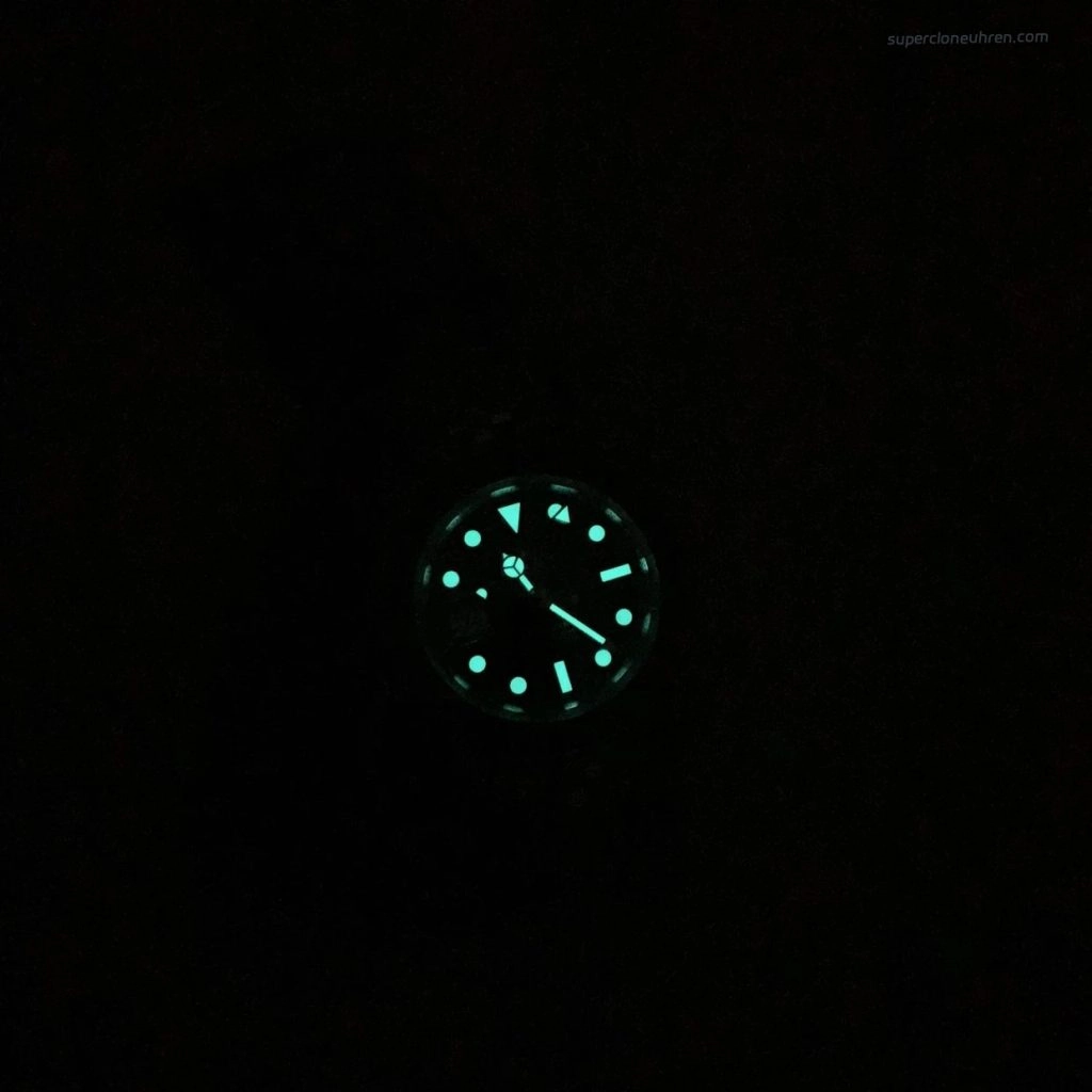 Super Clone Rolex GMT-Master II m126720vtnr-0002 mit grün-schwarzer Lünette und Jubilee-Band 40mm