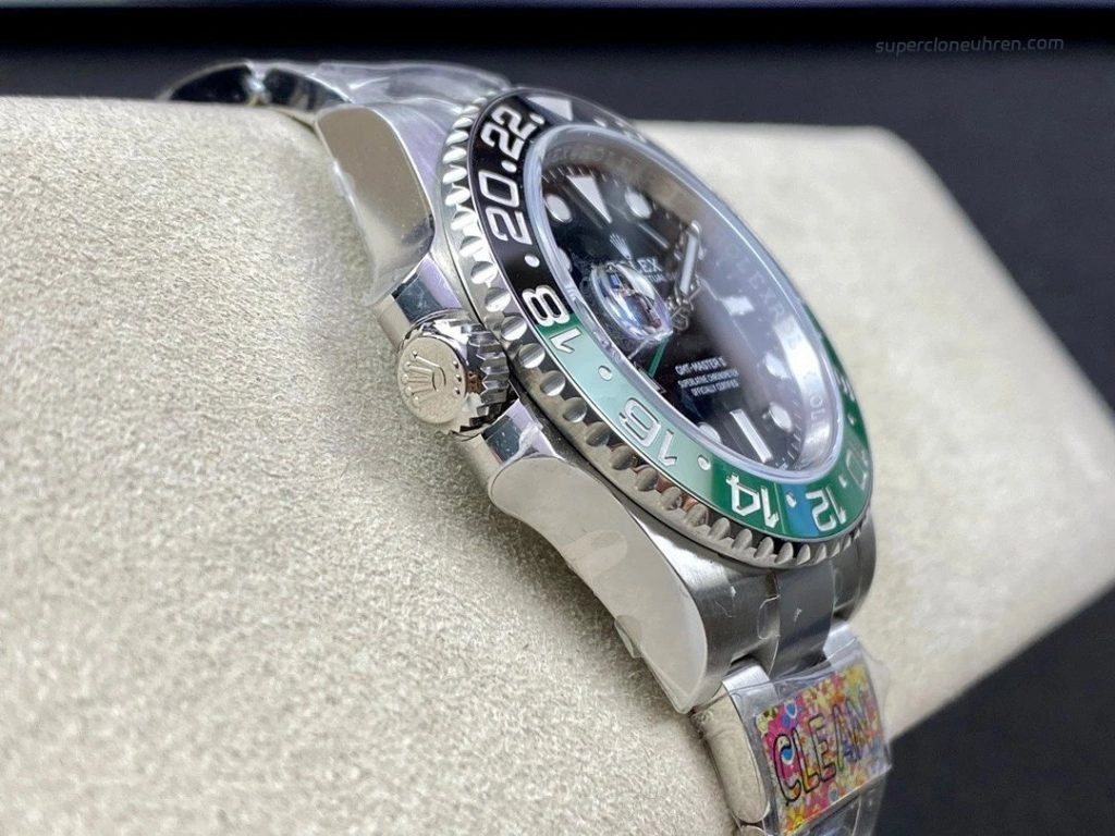 Super Clone Rolex GMT-Master II m126720vtnr-0002 mit grün-schwarzer Lünette und Jubilee-Band 40mm