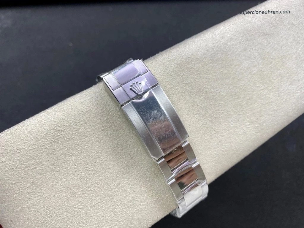 Super Clone Rolex GMT-Master II m126720vtnr-0002 mit grün-schwarzer Lünette und Jubilee-Band 40mm