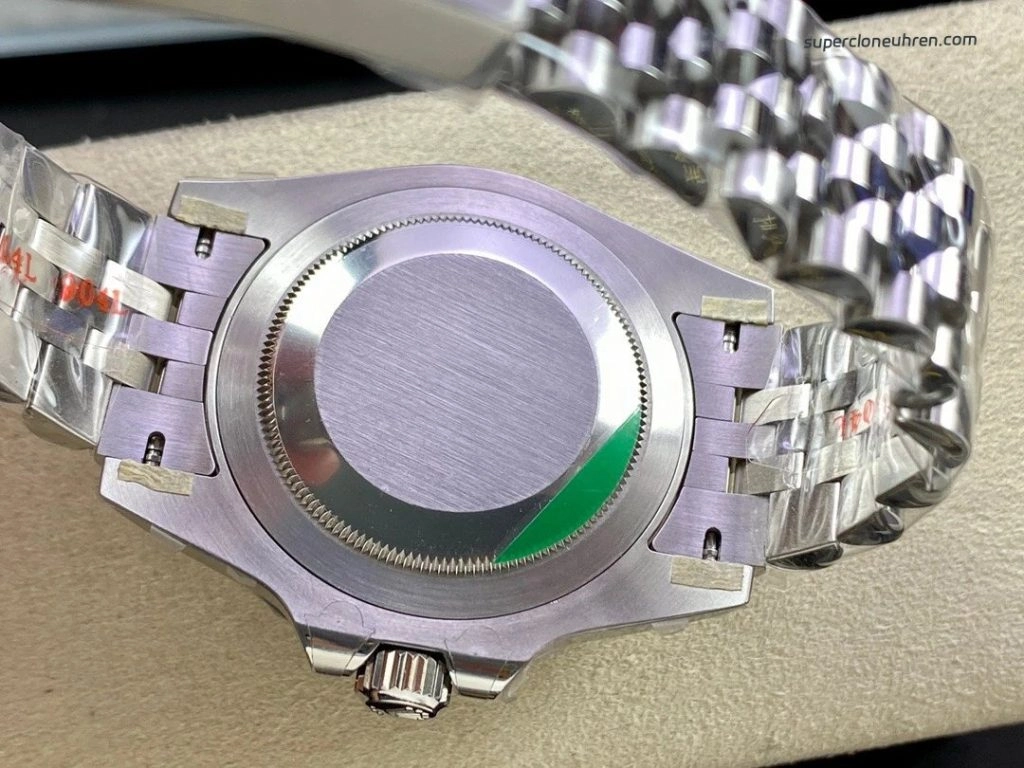 Super Clone Rolex GMT-Master II m126720vtnr-0002 mit grün-schwarzer Lünette und Jubilee-Band 40mm