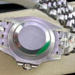 Super Clone Rolex GMT-Master II m126720vtnr-0002 mit grün-schwarzer Lünette und Jubilee-Band 40mm