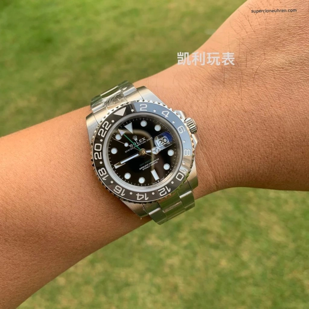 Premium Replica Uhr Rolex GMT-Master II 126710GRNR schwarz-graue Lünette 40 mm