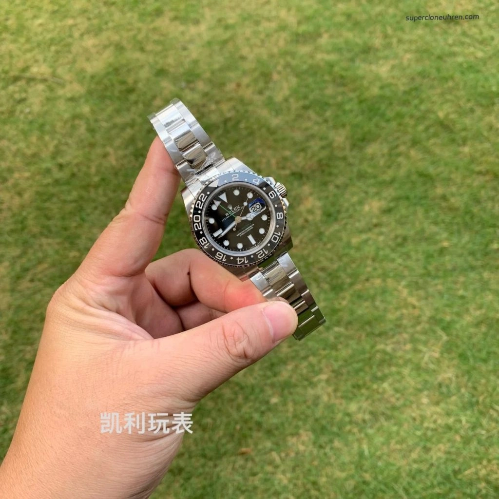 Premium Replica Uhr Rolex GMT-Master II 126710GRNR schwarz-graue Lünette 40 mm
