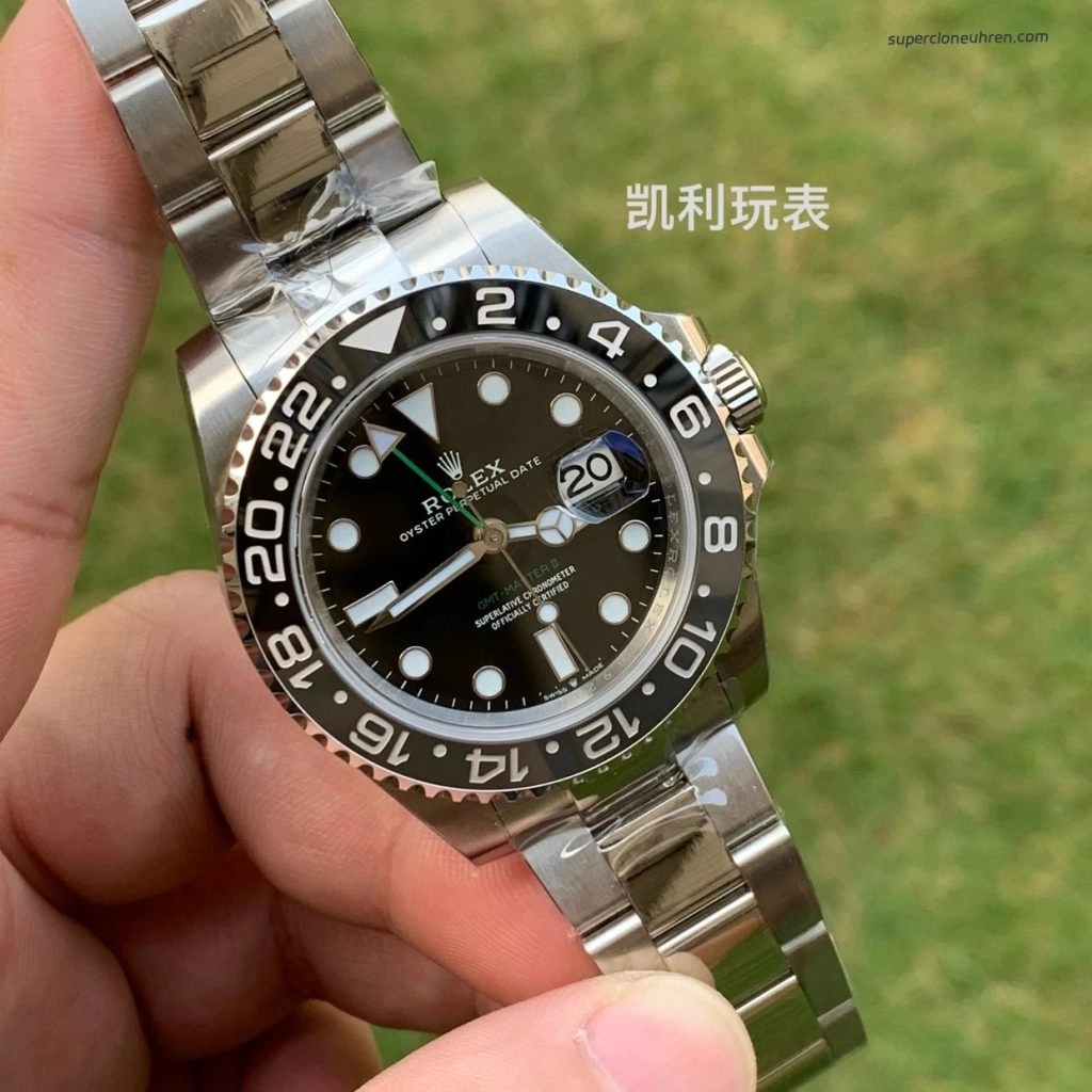 Premium Replica Uhr Rolex GMT-Master II 126710GRNR schwarz-graue Lünette 40 mm