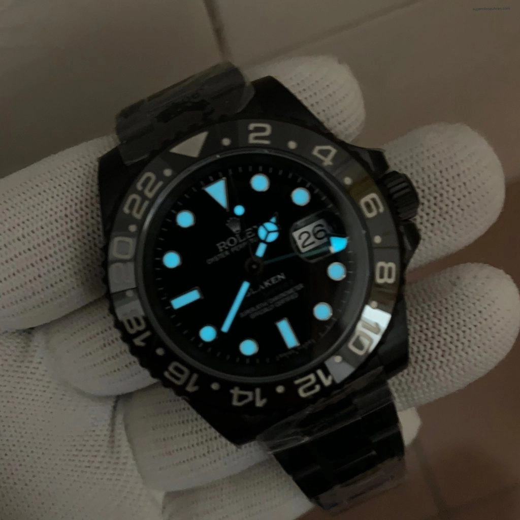 Premium Replica Uhr Rolex GMT-Master II 116710LN PVD-Carbonschwarz mit grünem Zeiger 40mm