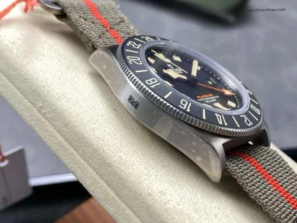 1:1 Super Clone Uhr Tudor Pelagos FXD M25717N-0001 Titan 42mm