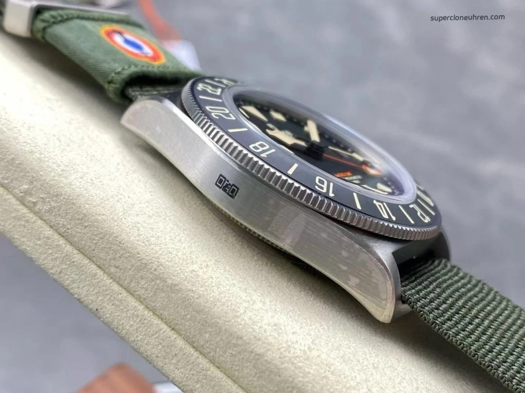 1:1 Super Clone Uhr Tudor Pelagos FXD GMT M2542G247NU-0002 Titan 42mm
