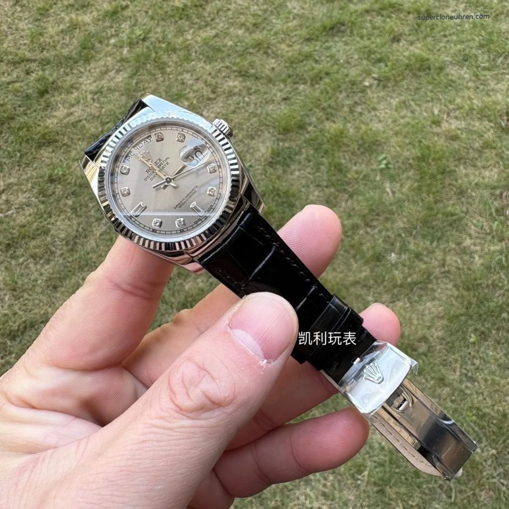 Super Clone Rolex Day-Date 118139 mit Rhodium-Zifferblatt 36 mm