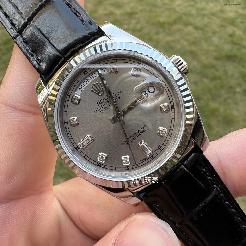 Super Clone Rolex Day-Date 118139 mit Rhodium-Zifferblatt 36 mm