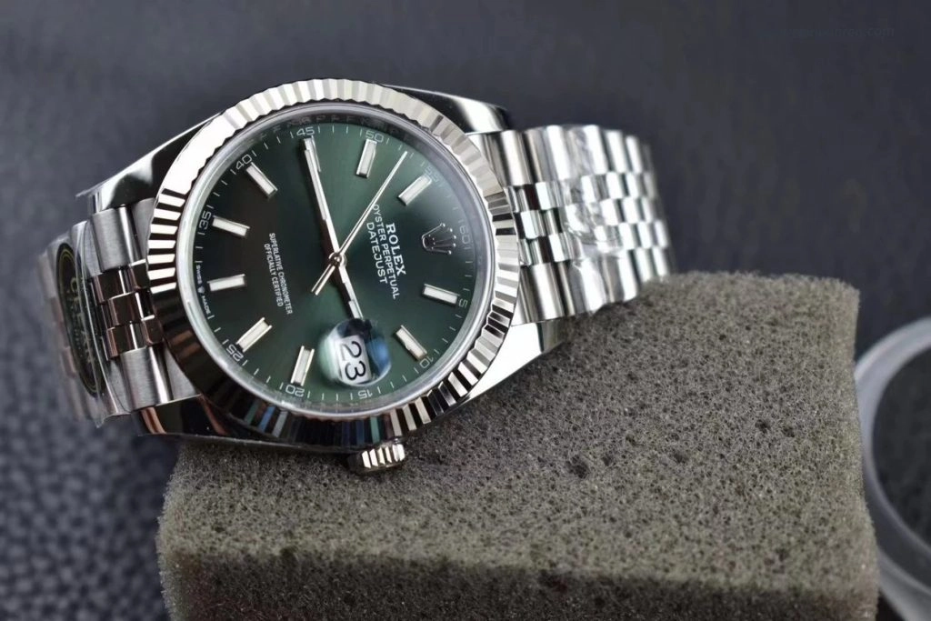 1:1 Super Clone Uhr Rolex Datejust m126334-0028 Mintgrünes Zifferblatt Jubilé-Band 41mm