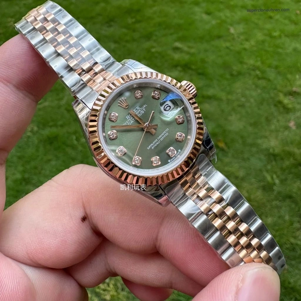 Premium Replica Uhr Rolex Datejust m279171-0007 Roségold-Grün 28mm